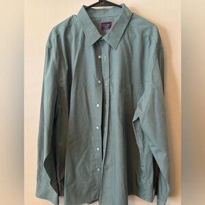 UNTUCKit Men's Casual Green Button-Down Shirt
Like new.